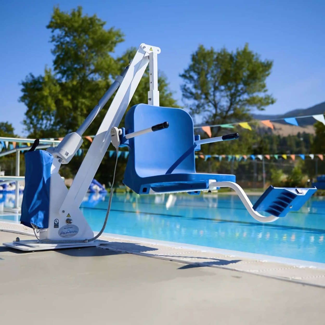 Aqua Creek Admiral Pro Pool Lift