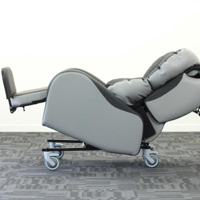 Cura Legacy Chair